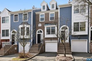 653 Richmond Court, Ramsey, NJ 07446