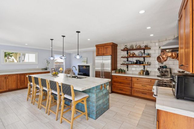 123 Presidio Avenue, El Granada, CA 94019