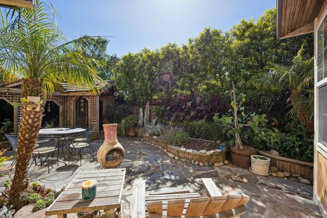 123 Presidio Avenue, El Granada, CA 94019