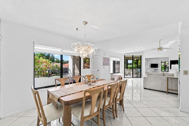 7533 Glendevon Lane 905, Delray Beach, FL 33446