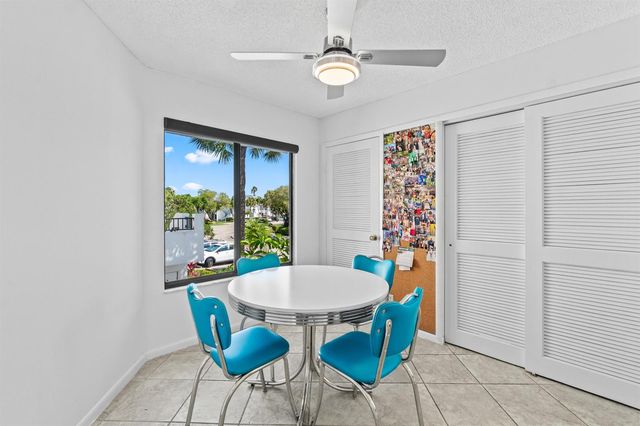 7533 Glendevon Lane 905, Delray Beach, FL 33446