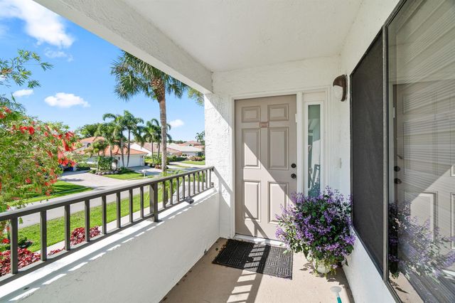 7533 Glendevon Lane 905, Delray Beach, FL 33446