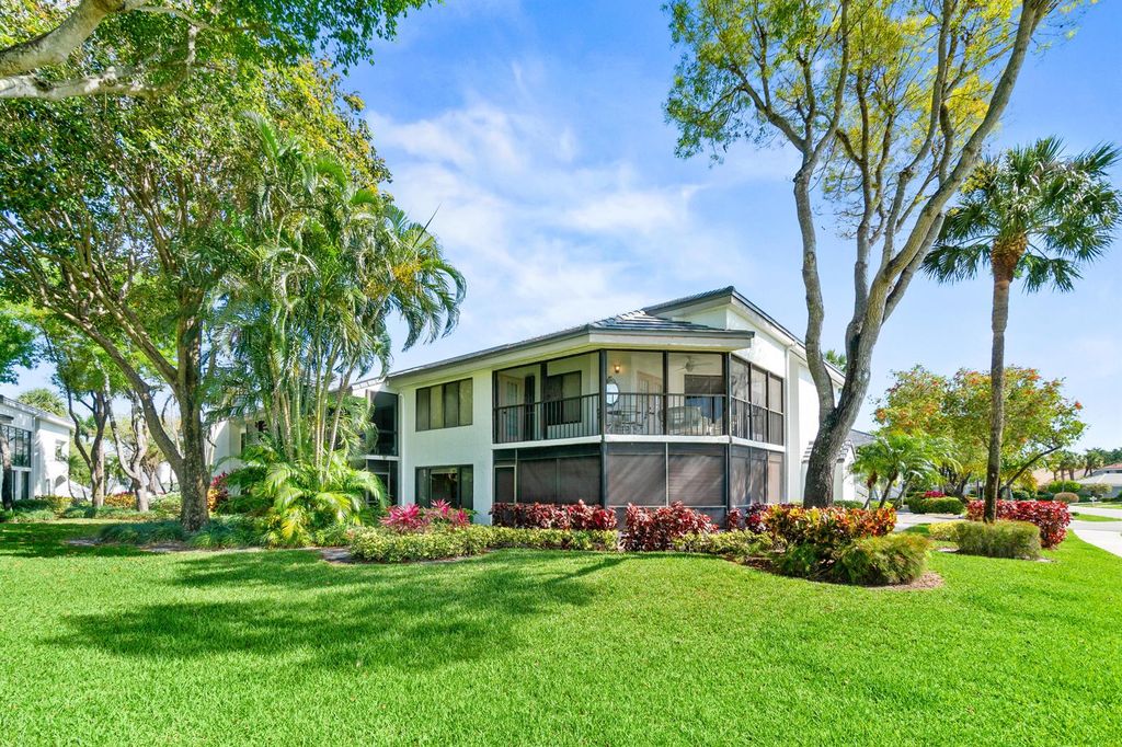 7533 Glendevon Lane 905, Delray Beach, FL 33446