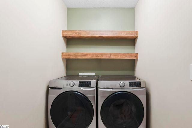 341 Mill Gin Road, Campobello, SC 29322