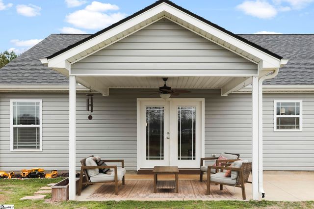 341 Mill Gin Road, Campobello, SC 29322