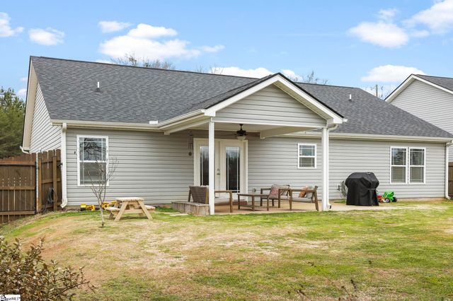 341 Mill Gin Road, Campobello, SC 29322