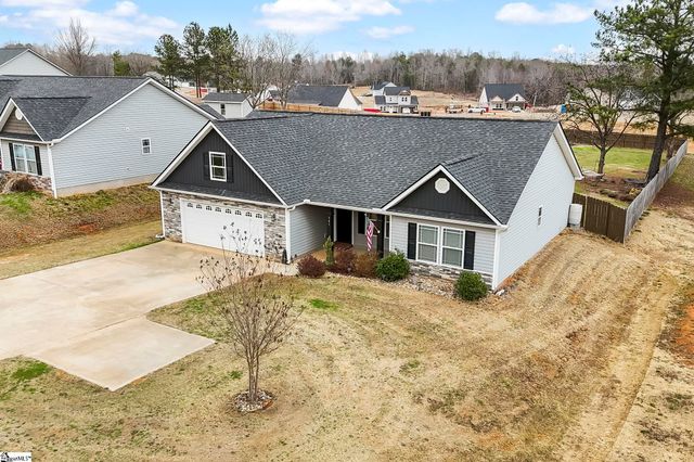 341 Mill Gin Road, Campobello, SC 29322