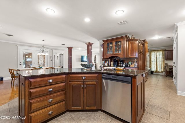 1907 Teche Drive, Breaux Bridge, LA 70517