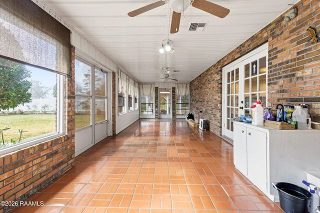 1907 Teche Drive, Breaux Bridge, LA 70517