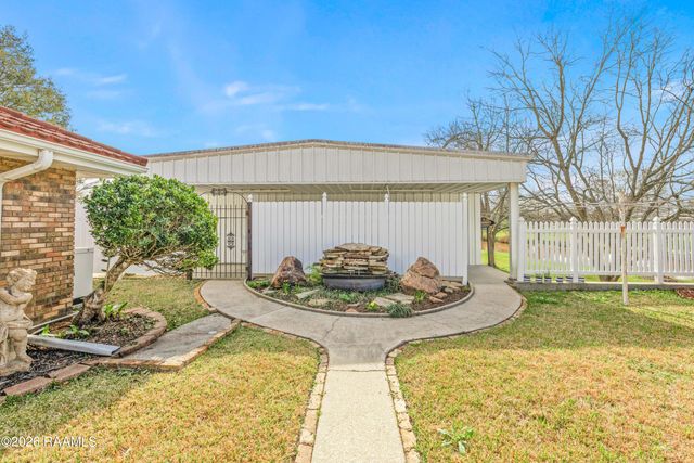 1907 Teche Drive, Breaux Bridge, LA 70517