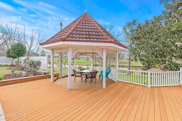 1907 Teche Drive, Breaux Bridge, LA 70517