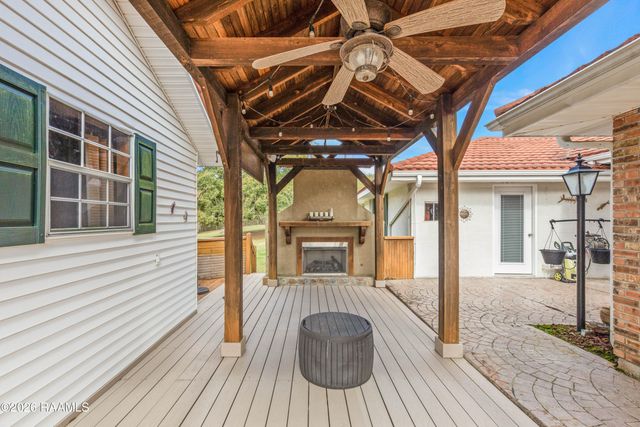 1907 Teche Drive, Breaux Bridge, LA 70517