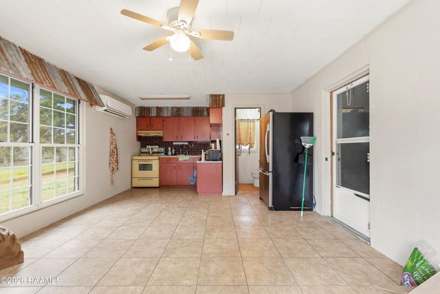 1907 Teche Drive, Breaux Bridge, LA 70517