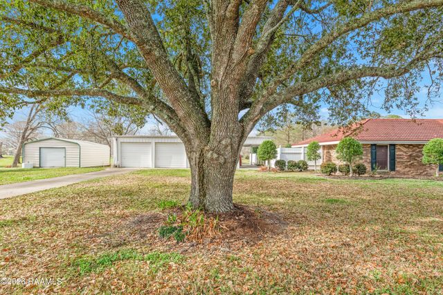 1907 Teche Drive, Breaux Bridge, LA 70517