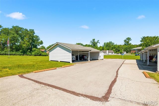 3129 Roger Williams Drive A, Bridgeton, MO 63044