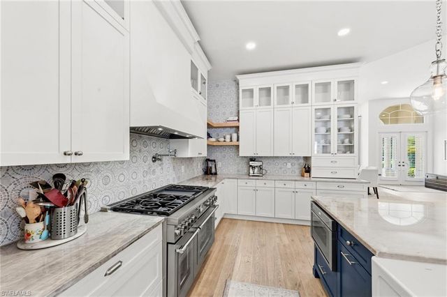 9235 The LN, Naples, FL 34109