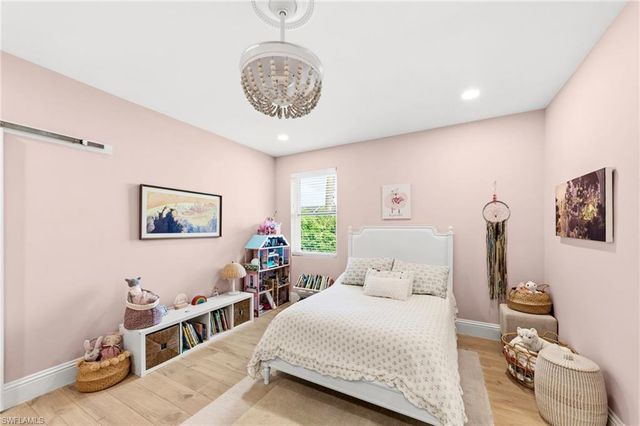 9235 The LN, Naples, FL 34109