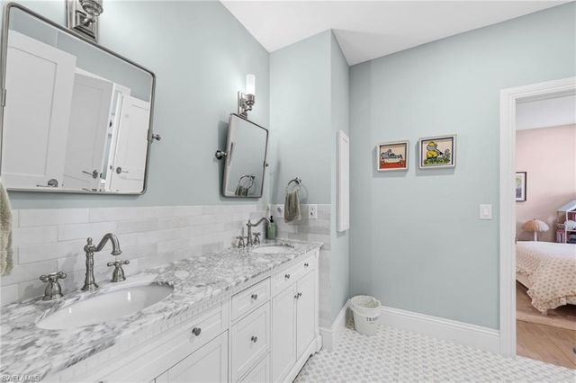 9235 The LN, Naples, FL 34109