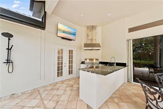 9235 The LN, Naples, FL 34109