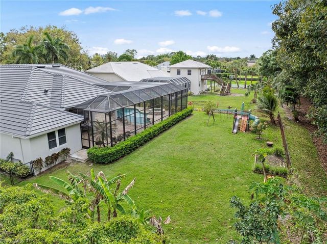 9235 The LN, Naples, FL 34109