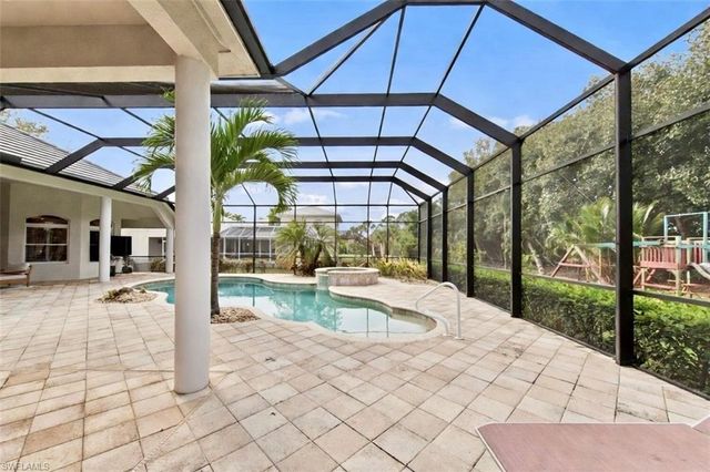 9235 The LN, Naples, FL 34109