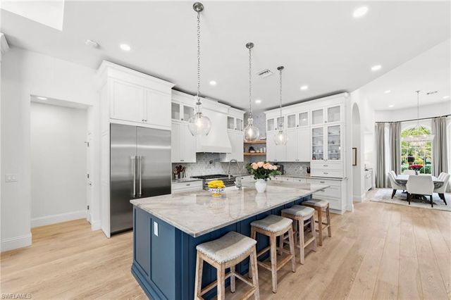 9235 The LN, Naples, FL 34109