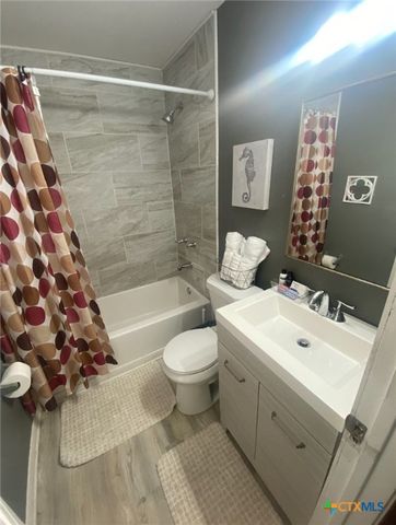 722 W AVENUE E, Copperas Cove, TX 76522