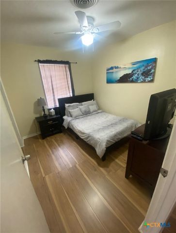 722 W AVENUE E, Copperas Cove, TX 76522