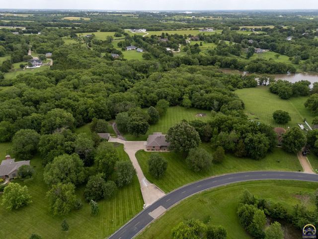 6412 SW Vorse RD, Auburn, KS 66402