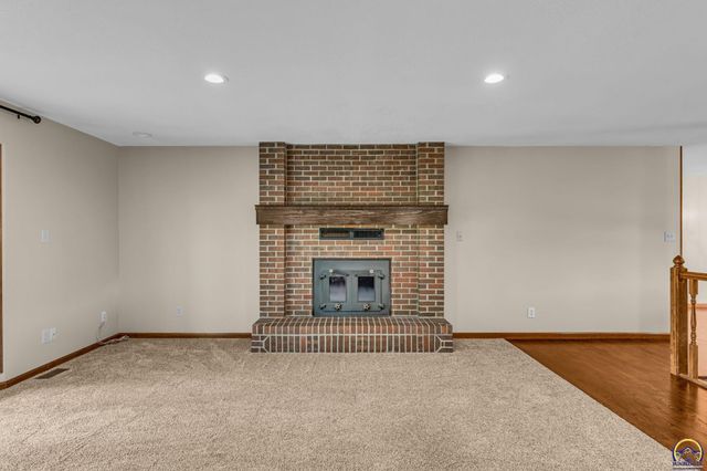 6412 SW Vorse RD, Auburn, KS 66402
