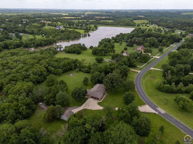 6412 SW Vorse RD, Auburn, KS 66402
