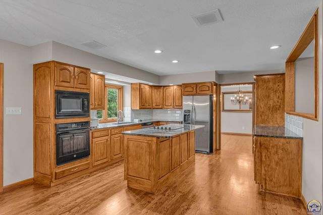 6412 SW Vorse RD, Auburn, KS 66402