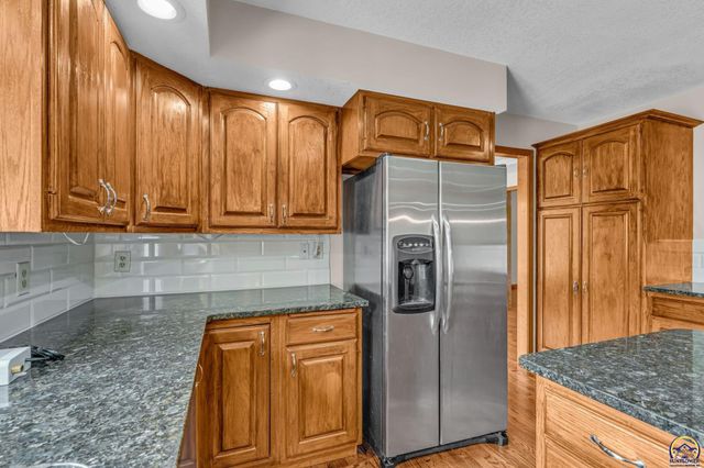 6412 SW Vorse RD, Auburn, KS 66402