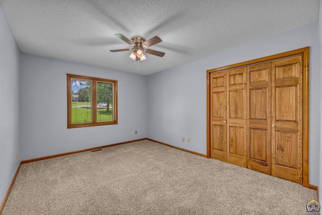 6412 SW Vorse RD, Auburn, KS 66402