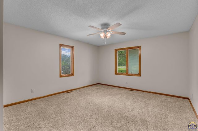 6412 SW Vorse RD, Auburn, KS 66402