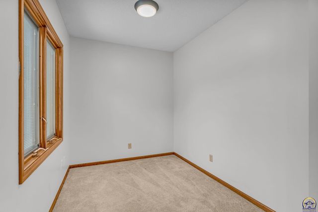 6412 SW Vorse RD, Auburn, KS 66402