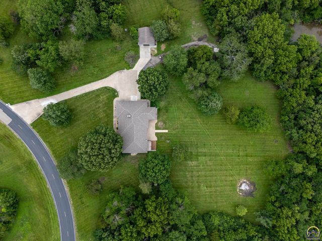 6412 SW Vorse RD, Auburn, KS 66402