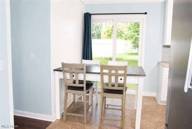 210 Oakdale Drive, South Amherst, OH 44001