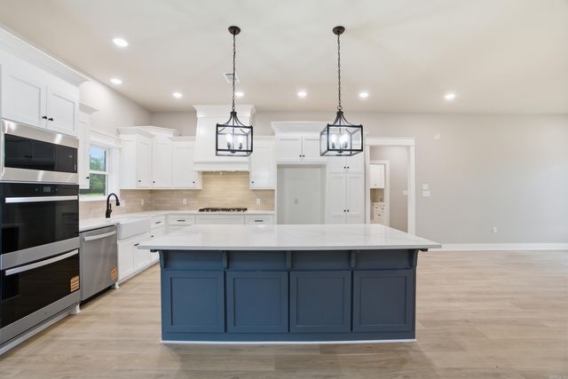 75 Emerald Lane, Greers Ferry, AR 72067