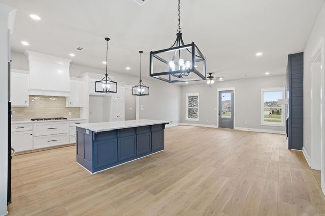 75 Emerald Lane, Greers Ferry, AR 72067