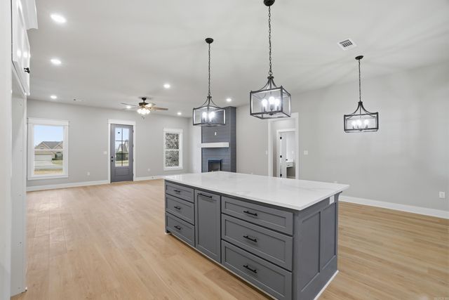 75 Emerald Lane, Greers Ferry, AR 72067