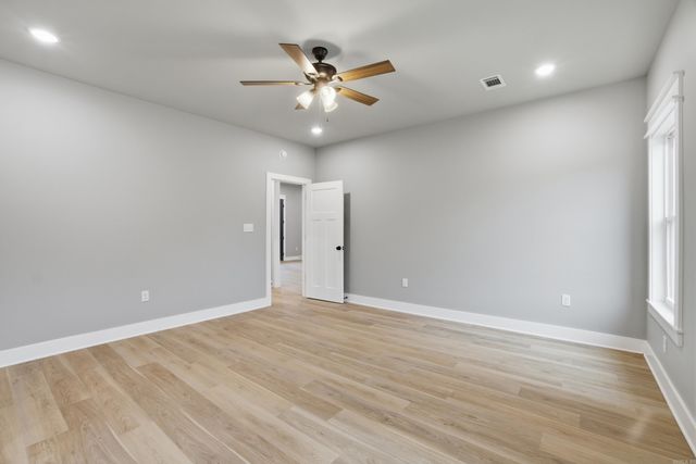 75 Emerald Lane, Greers Ferry, AR 72067