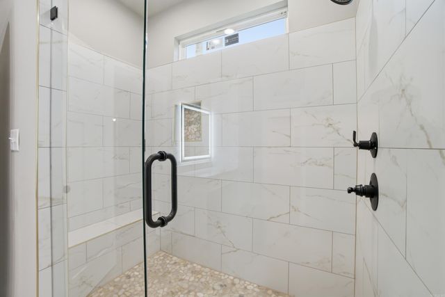 75 Emerald Lane, Greers Ferry, AR 72067