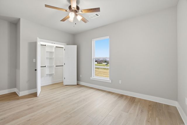 75 Emerald Lane, Greers Ferry, AR 72067