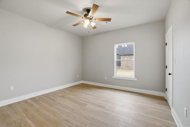 75 Emerald Lane, Greers Ferry, AR 72067