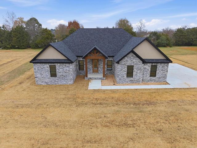 75 Emerald Lane, Greers Ferry, AR 72067