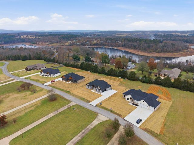 75 Emerald Lane, Greers Ferry, AR 72067