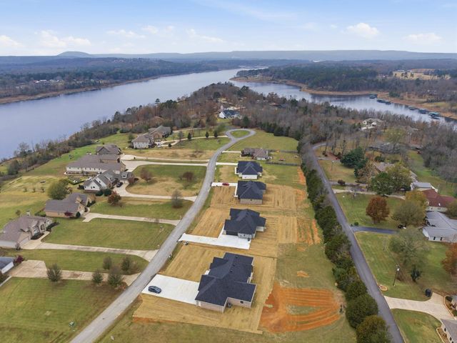 75 Emerald Lane, Greers Ferry, AR 72067