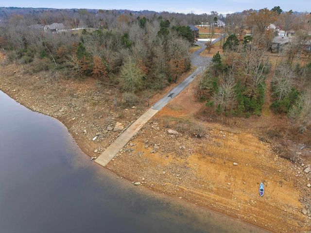 75 Emerald Lane, Greers Ferry, AR 72067