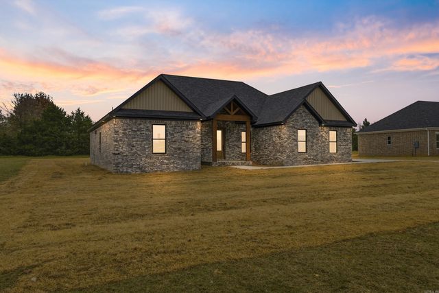 75 Emerald Lane, Greers Ferry, AR 72067